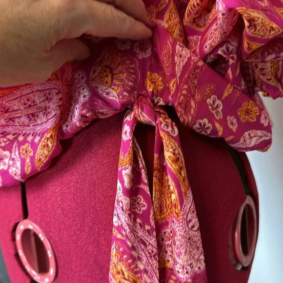 CeCe multi colour floral paisley crepe blouse - Picture 4 of 7